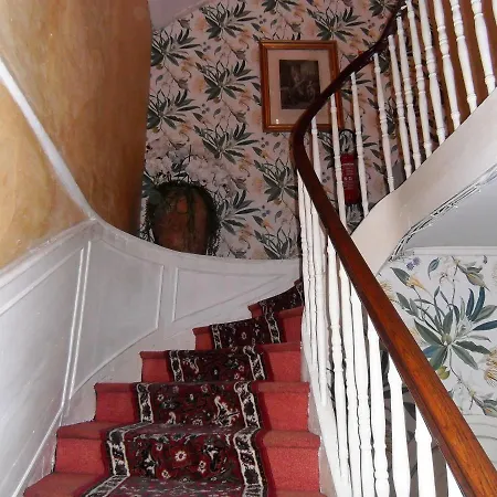 Des Arceaux Hotel 2*