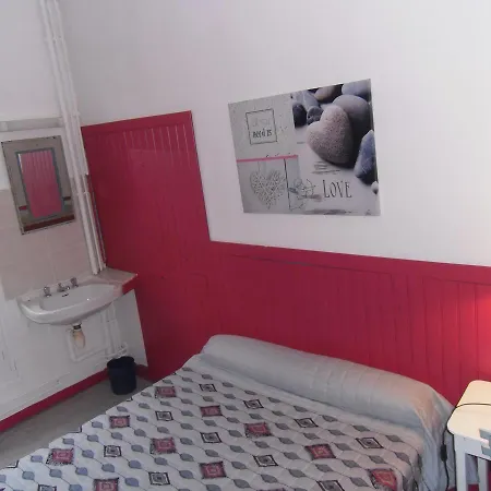 Des Arceaux Hotel 2*
