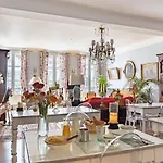 Des Arceaux Hotel Bayonne