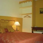 Des Arceaux Hotel Bayonne