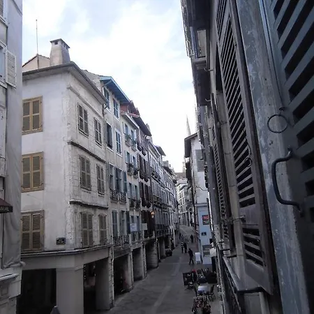 Des Arceaux Hotel Bayonne