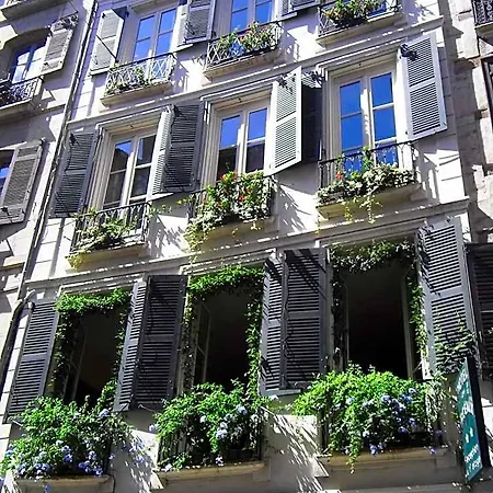 Des Arceaux Hotel Bayonne