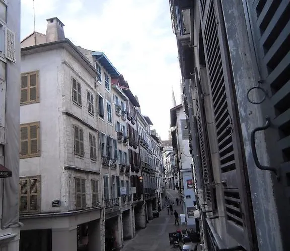 Des Arceaux Hotel Bayona