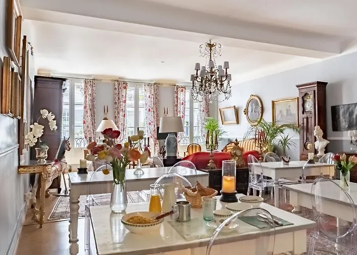 Des Arceaux Hotel Bayona