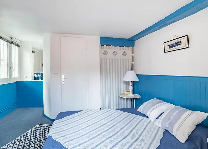 Hotel Des Arceaux Bayona