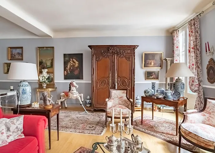 Des Arceaux Hotel 2*