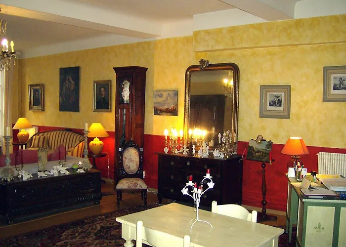 Hotel Des Arceaux Bayona