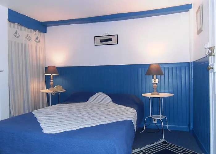 Des Arceaux Hotel 2*